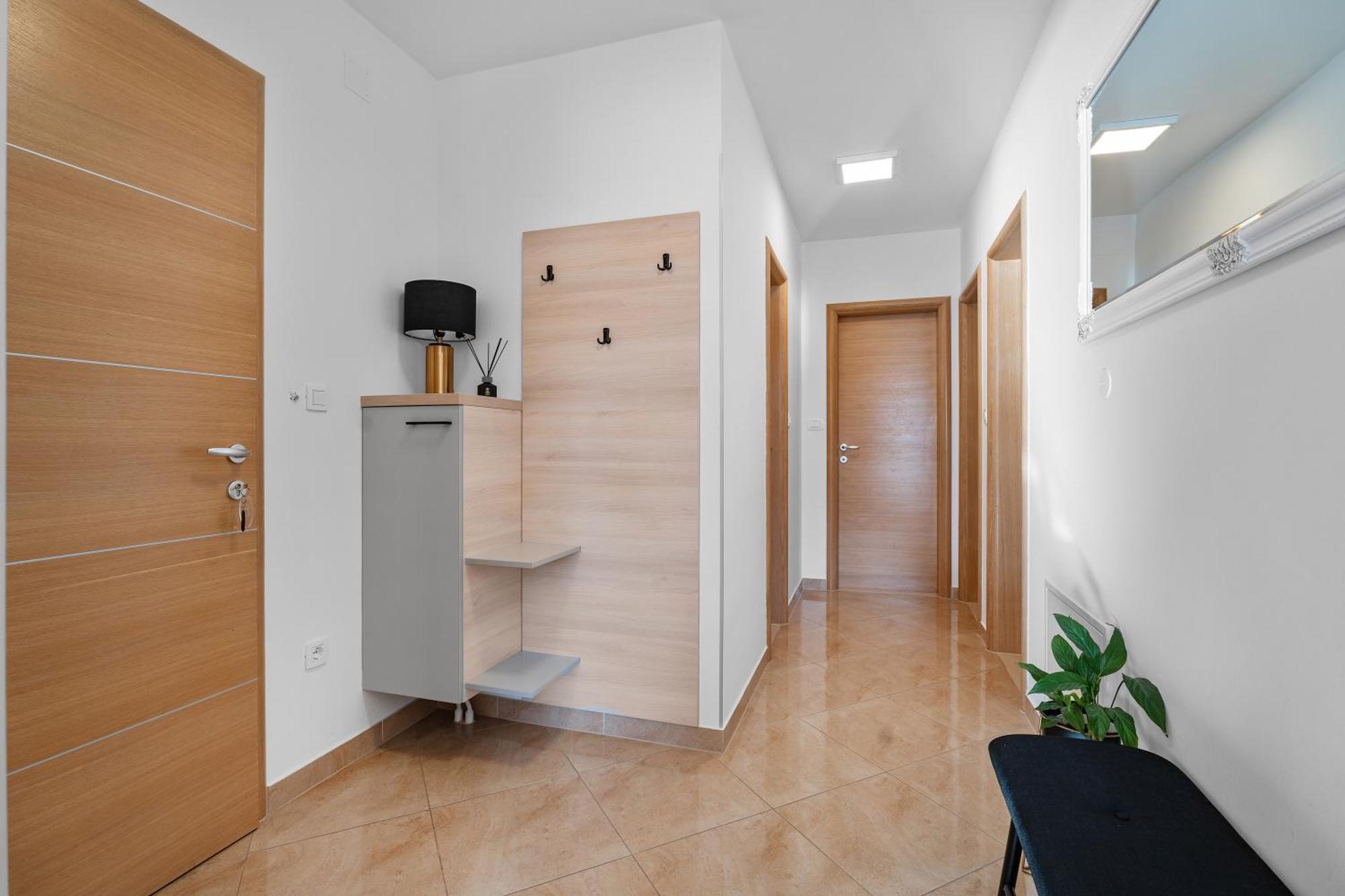 Apartments Bakota Omis Exterior photo