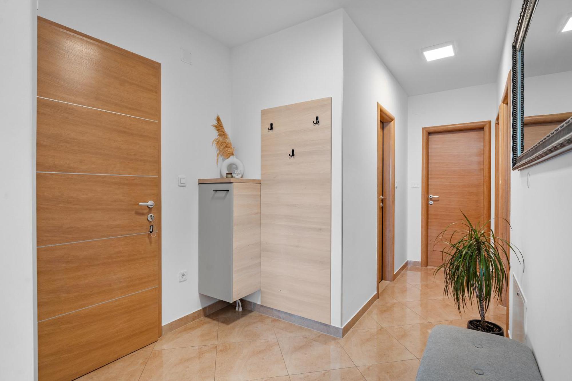 Apartments Bakota Omis Exterior photo