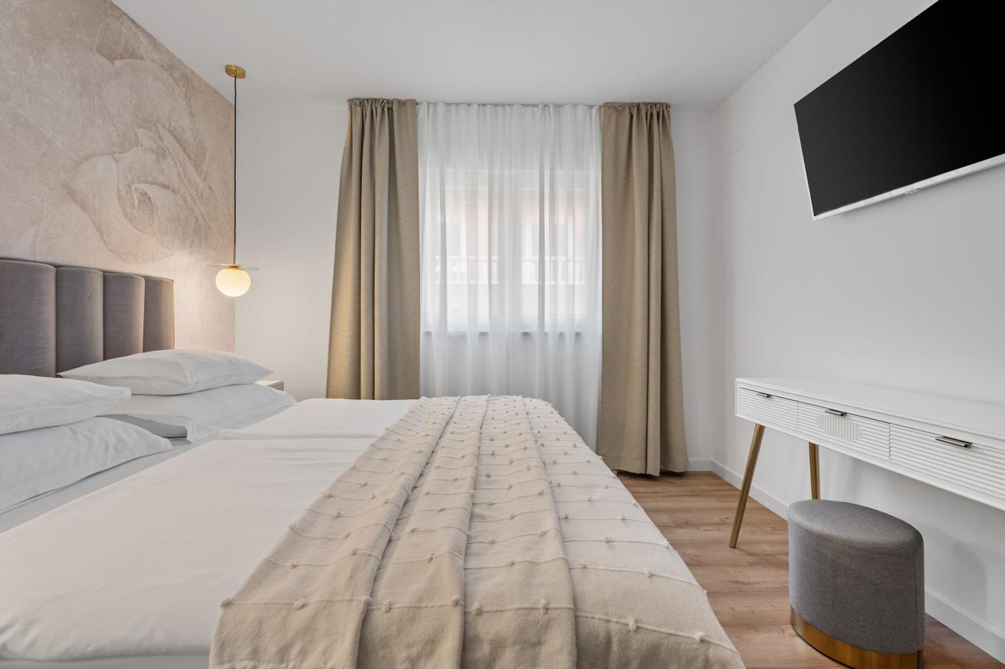 Apartments Bakota Omis Exterior photo