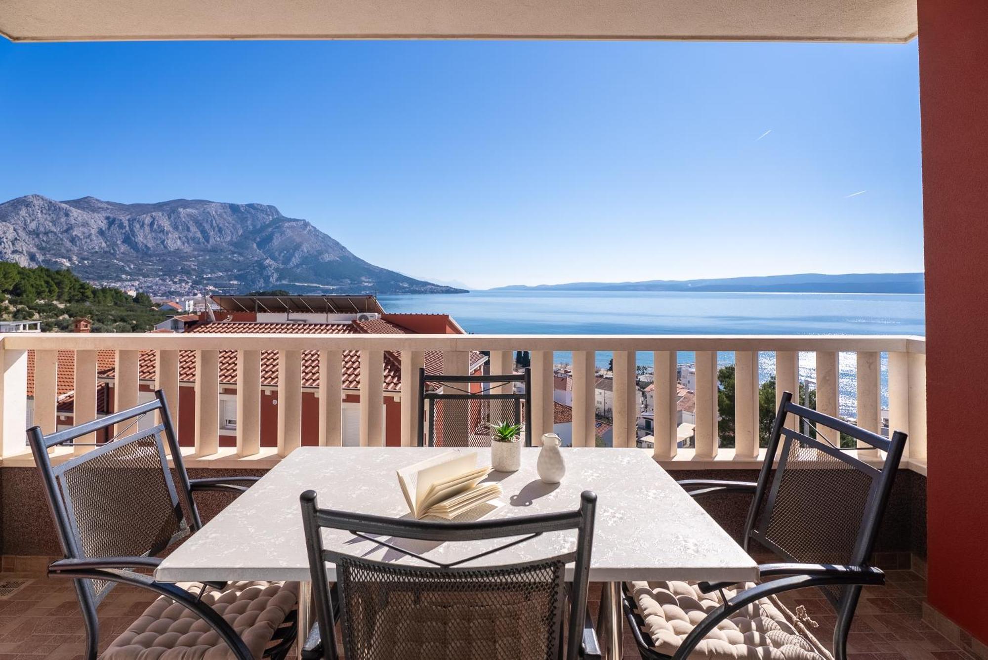 Apartments Bakota Omis Exterior photo